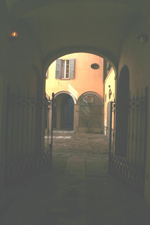 Luisa In Palazzo Bianchi Apartment Parma Room photo